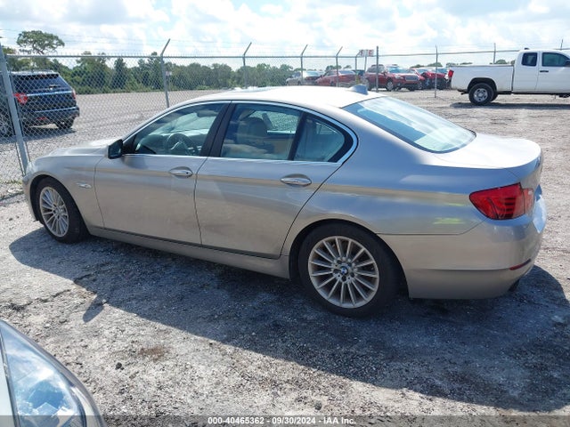 2011 Bmw 535i მანქანა იყიდება აუქციონზე, vin: WBAFR7C56BC608538, აუქციონის ნომერი: 40465362
