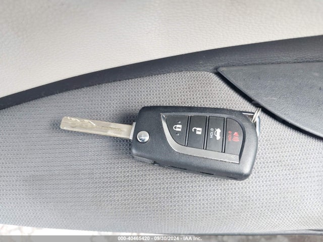 Toyota COROLLA LE 2021 JTDEPMAE3MJ144323 Image 11