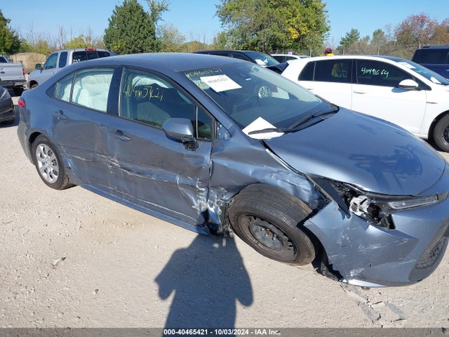 JTDEPMAE1NJ200552 Toyota COROLLA LE