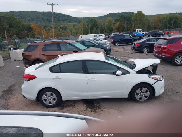 KIA FORTE LX 2017 3KPFK4A72HE073851 Image 14