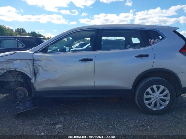 Nissan ROGUE S 2017 JN8AT2MV1HW258747 Image 14