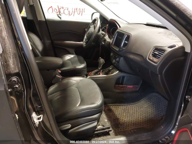 3C4NJDDB1HT657250 Jeep New Compass Trailhawk 4x4