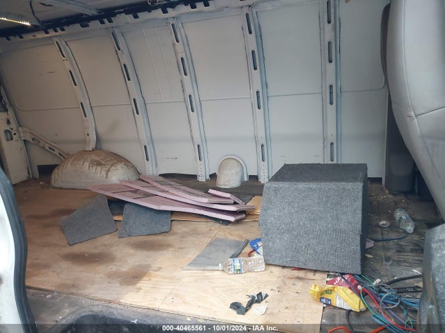 Chevrolet Express 2500 Work Van 2018 1GCWGBFG1J1344664 Image 8