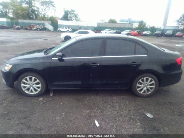3VWD07AJ2EM359921 Volkswagen Jetta 1.8t Se