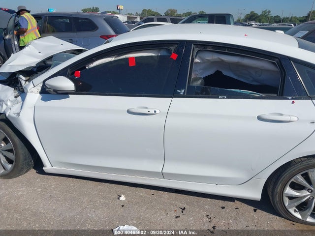 Chrysler 200 S 2015 1C3CCCBB2FN594174 Image 14