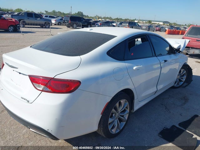 Chrysler 200 S 2015 1C3CCCBB2FN594174 Image 4