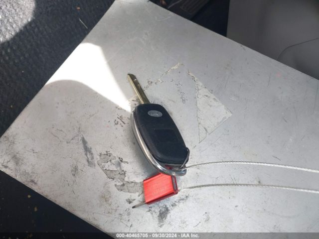 KM8J23A40MU381098 Hyundai TUCSON SE