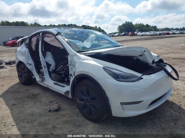 2024 TESLA MODEL Y 7SAYGDED4RF113050 Photo 0