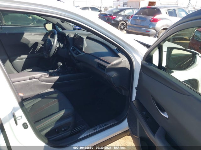 JTHR6JBH1R2180507 Lexus Ux 250h F Sport Handling