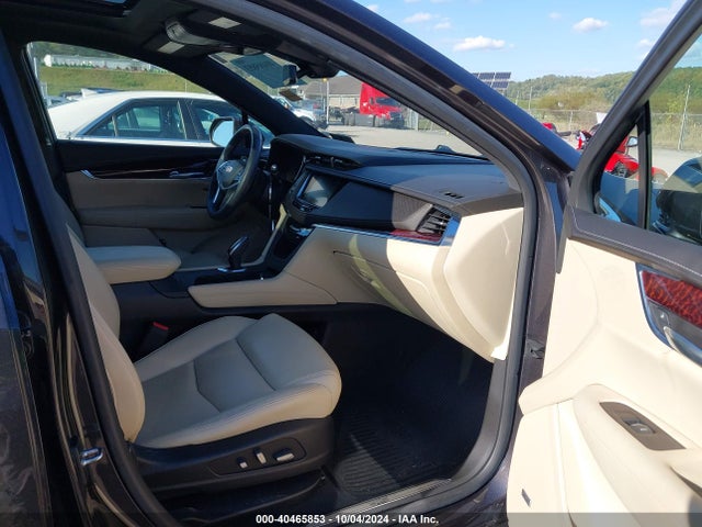 1GYKNDRS1HZ251939 Cadillac XT5 LUXURY