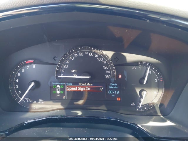 1GYKNDRS1HZ251939 Cadillac XT5 LUXURY
