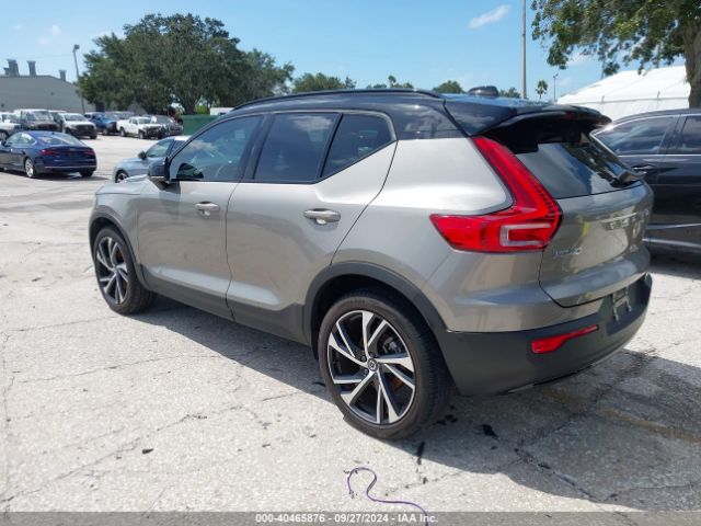 YV4162UM6N2743962 Volvo Xc40 T5 R-design