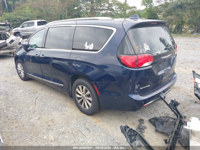 2C4RC1EG6JR109631 Chrysler Pacifica Touring L Plus
