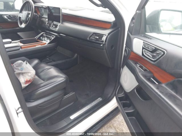 5LMJJ2LT8KEL10558 Lincoln Navigator Reserve