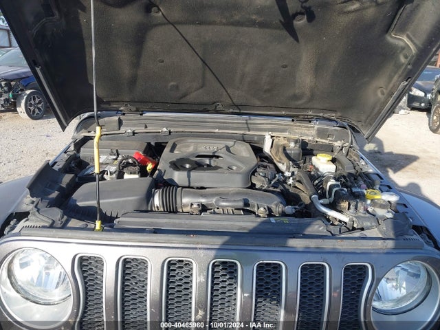 1C4HJXEN7JW245485 Jeep Wrangler Unlimited Sahara 4x4