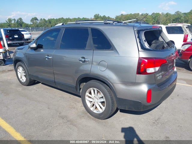 KIA Sorento Lx V6 2015 5XYKT4A71FG610205 Image 3