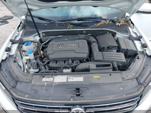 1VWAT7A3XHC021376 Volkswagen Passat 1.8t S
