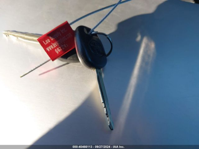 2T1BURHE5FC374863 Toyota COROLLA L
