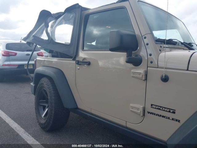 1C4AJWAG5GL318043 Jeep Wrangler Sport