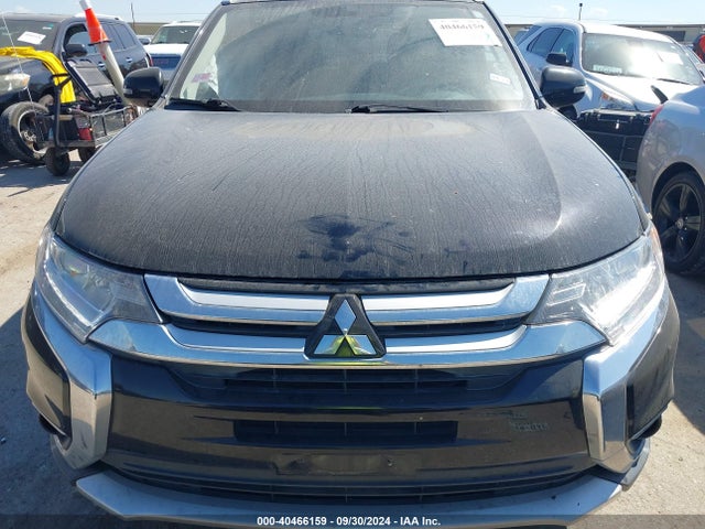 Mitsubishi Outlander Se/sel 2017 JA4AD3A39HZ002768 Image 12