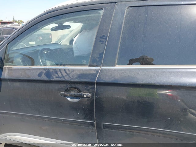 Mitsubishi Outlander Se/sel 2017 JA4AD3A39HZ002768 Image 14