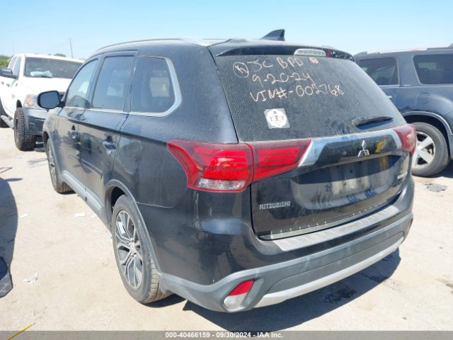 2017 MITSUBISHI OUTLANDER JA4AD3A39HZ002768 Photo 2