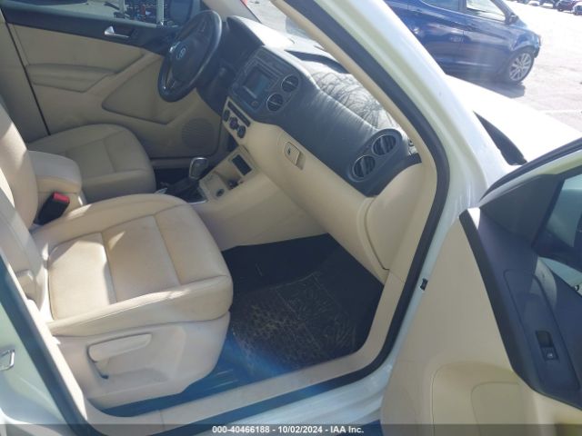WVGAV7AX0GW591007 Volkswagen TIGUAN S