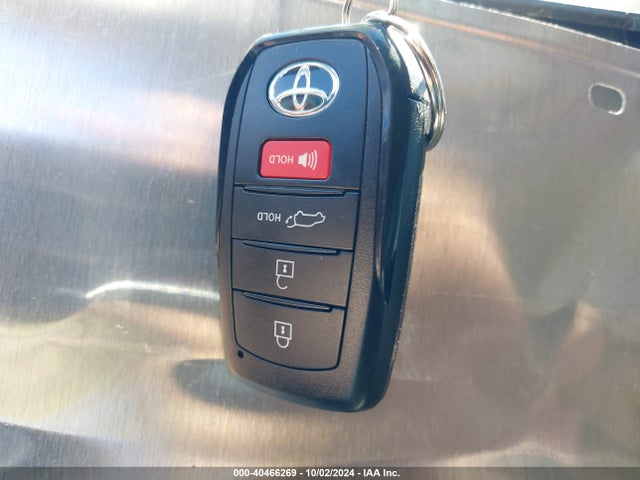 Toyota Grand Highlander Limited 2024 5TDAAAA50RS015190 Image 11