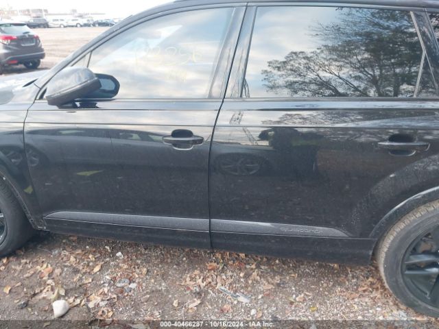 WA1VAAF71HD054158 Audi Q7 3.0t Premium