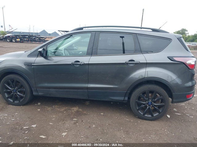 Ford ESCAPE SE 2018 1FMCU9GDXJUA82968 Image 14