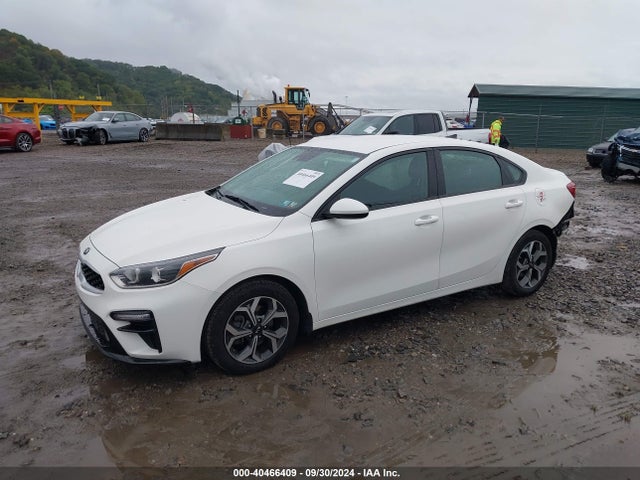KIA Forte Lxs 2019 3KPF24AD6KE132381 Image 2