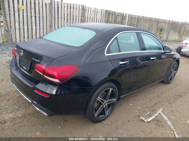 WDD3G4FB0LW038991 Mercedes-Benz A 220 4matic