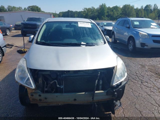 3N1CN7AP8EL834419 Nissan Versa 1.6 Sv