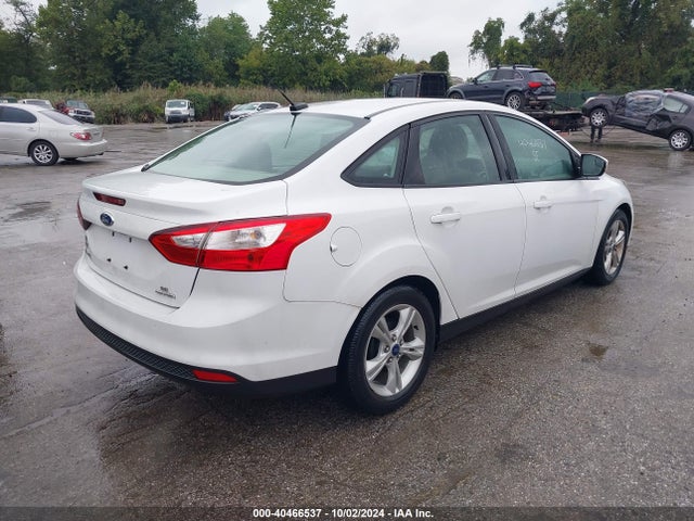 Ford FOCUS SE 2014 1FADP3F20EL427021 Image 4