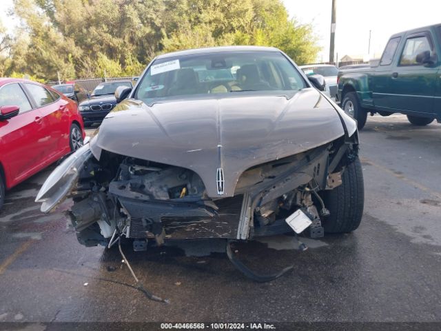 1LNHL9DK0FG600295 Lincoln MKS