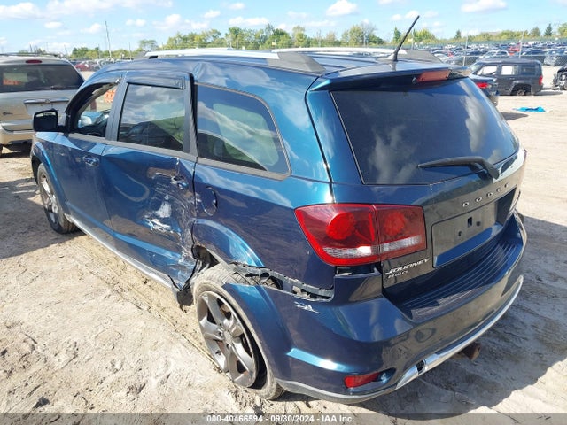 3C4PDDGG2FT675759 Dodge Journey Crossroad