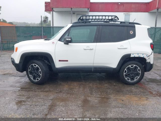 ZACCJBCB8HPG38537 Jeep Renegade Trailhawk 4x4