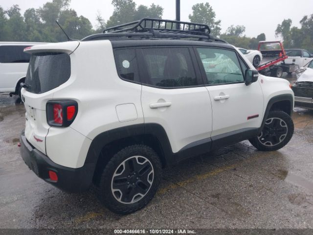 ZACCJBCB8HPG38537 Jeep Renegade Trailhawk 4x4