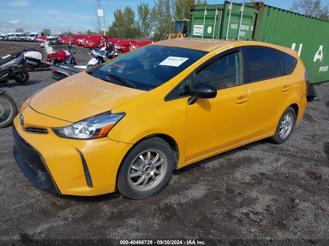 Toyota Prius V Two 2016 JTDZN3EU0GJ047233 Image 2