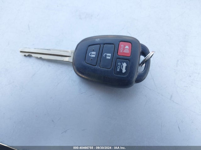 Toyota COROLLA LE 2015 5YFBURHE3FP234598 Image 11