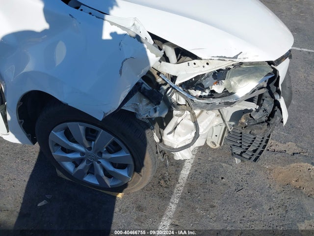 Toyota COROLLA LE 2015 5YFBURHE3FP234598 Image 6
