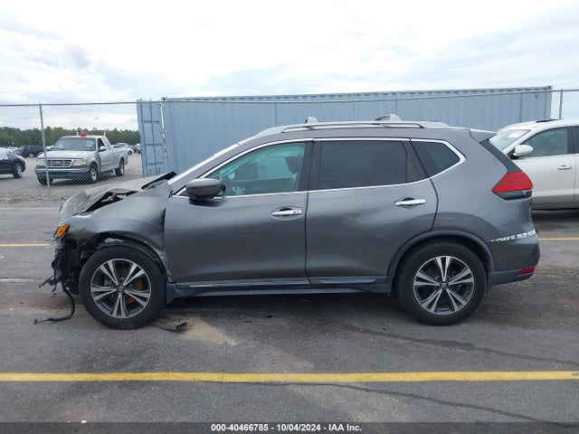 5N1AT2MT8HC791332 Nissan Rogue Sl