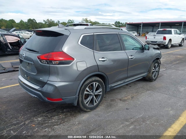 5N1AT2MT8HC791332 Nissan Rogue Sl