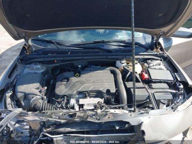 1G1ZD5ST7PF118904 Chevrolet Malibu Fwd 1lt