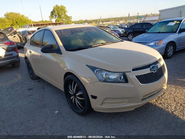 2014 1G1PA5SH3E7141714 main image