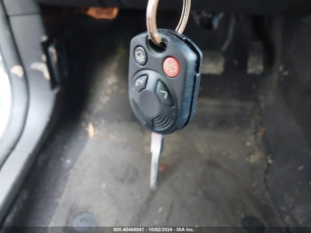 Ford FOCUS SE 2017 1FADP3F28HL269984 Image 11