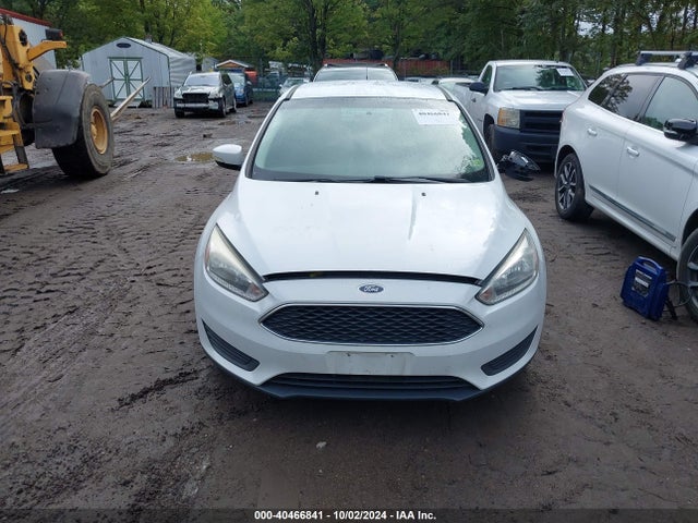 Ford FOCUS SE 2017 1FADP3F28HL269984 Image 12