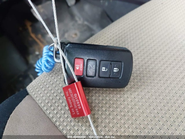 Toyota Rav4 Xle 2018 2T3WFREV7JW497658 Image 11