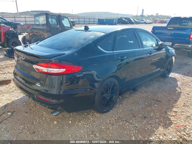 Ford FUSION SE 2019 3FA6P0HD4KR113620 Image 4