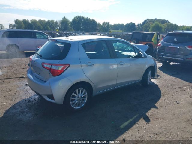 VNKKTUD32JA094316 Toyota YARIS LE